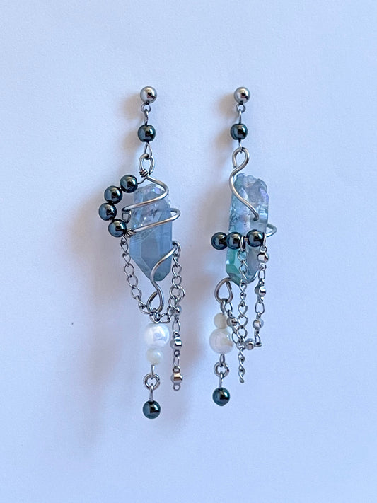 QUIXOTIC Earrings