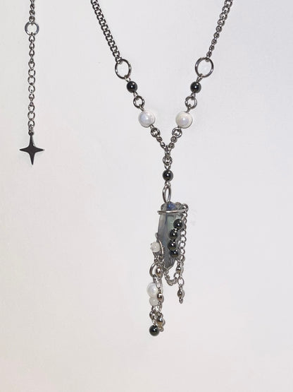 DORIS Necklace