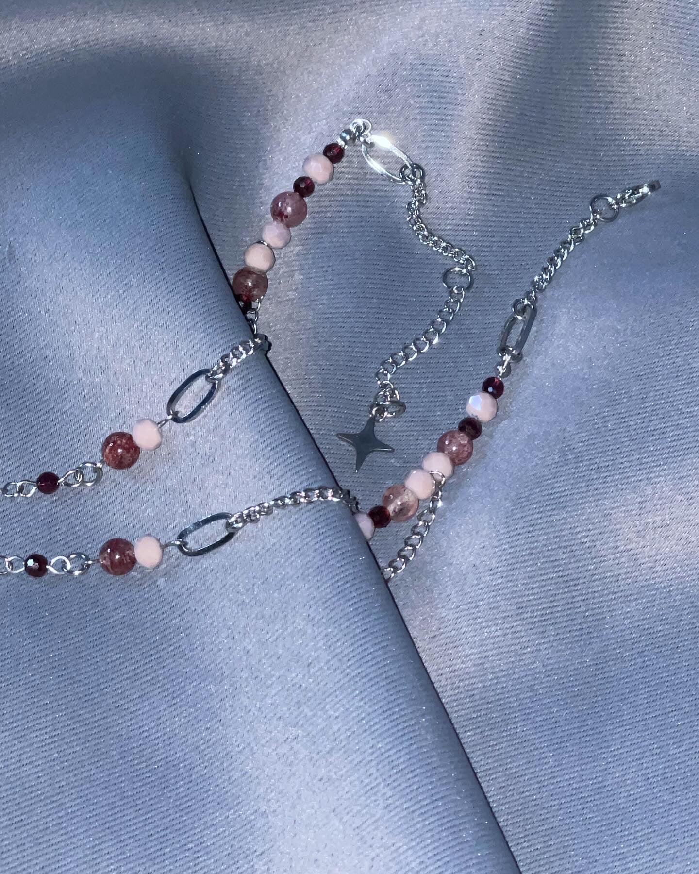 WINTER BERRY Necklace