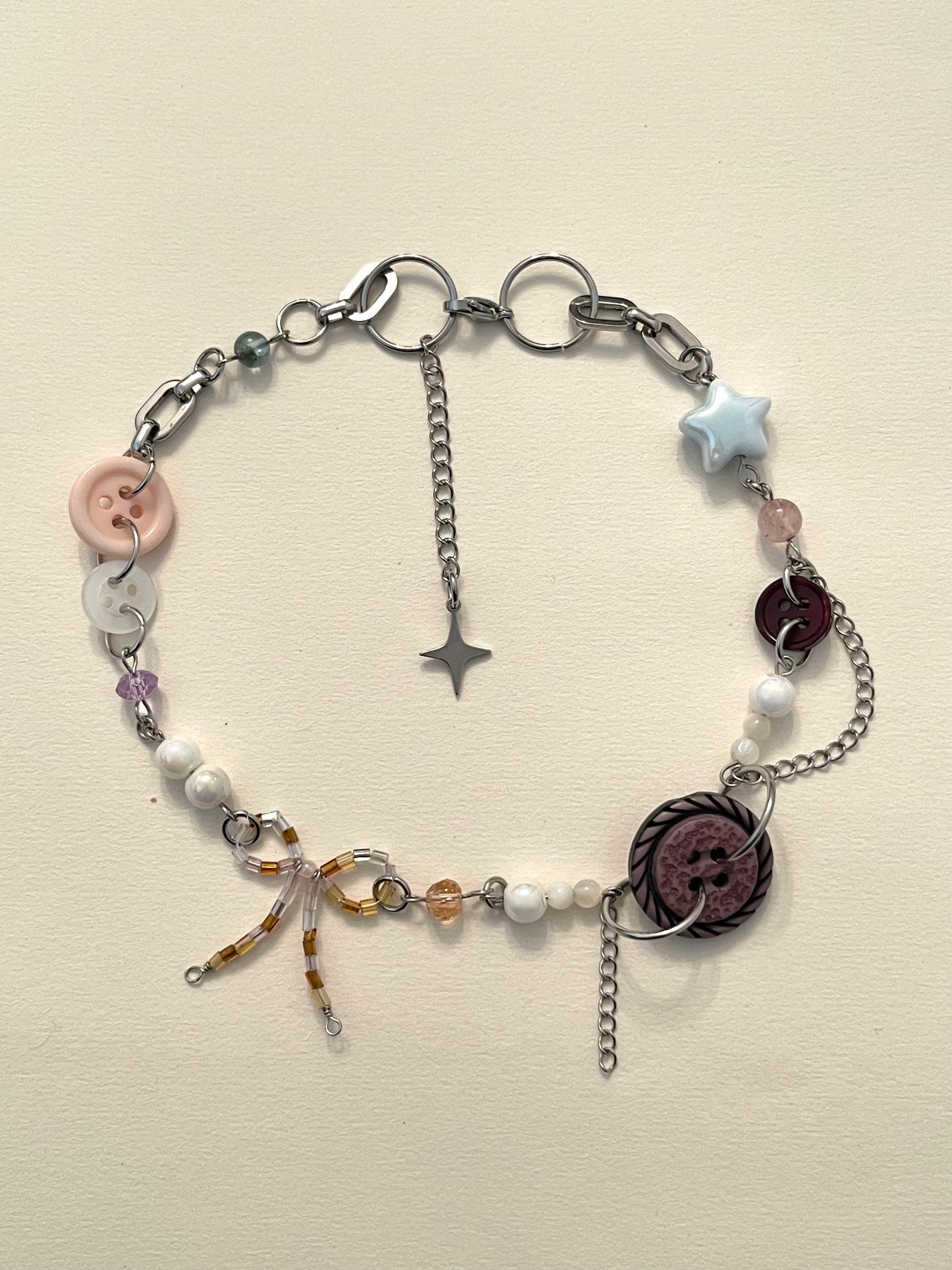 BUTTON Choker Necklace